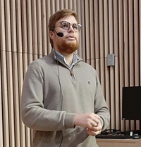 Hans Edvard presenterte seg!