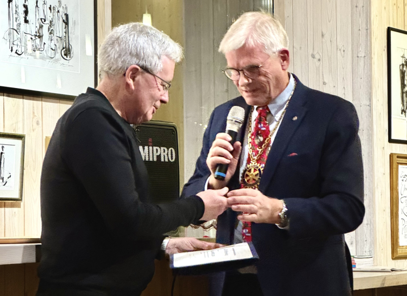 Kjell Erik Strømskag er hedret med utmerkelse